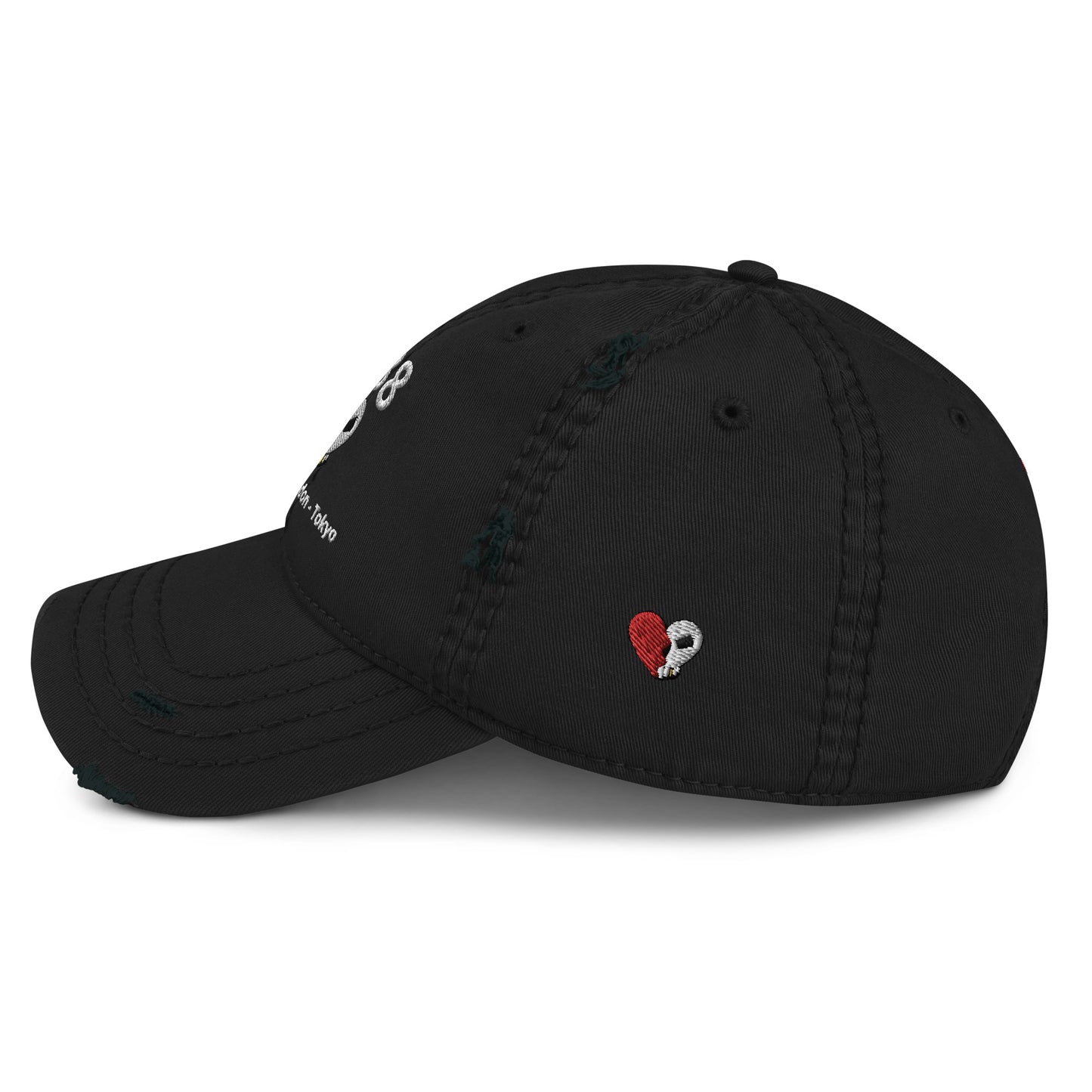 CC88 *Wolrd Travelers'* Distressed Dad Hat (Black)